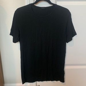 The perfect black T!